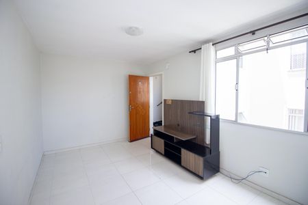 Sala de apartamento para alugar com 2 quartos, 46m² em Bom Retiro, Betim