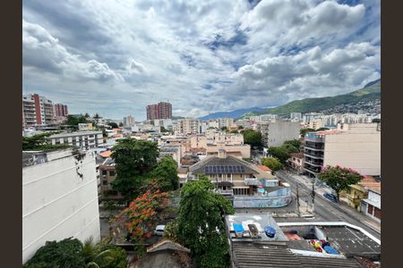 Apartamento para alugar com 65m², 2 quartos e 1 vagaVista da Área de Serviço