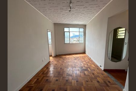 Apartamento para alugar com 65m², 2 quartos e 1 vagaSala