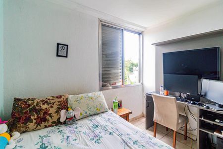 Apartamento à venda com 71m², 3 quartos e 1 vagaQuarto 02