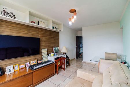 Apartamento à venda com 3 quartos, 71m² em Jardim Londrina, São Paulo
