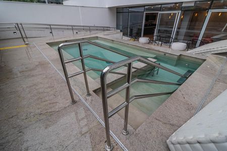 Apartamento à venda com 70m², 1 quarto e 2 vagas Apartamento à venda com 70m², 1 quarto e 2 vagasÁrea Comum