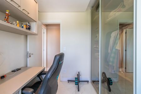 Apartamento à venda com 70m², 1 quarto e 2 vagas Apartamento à venda com 70m², 1 quarto e 2 vagasQuarto 1