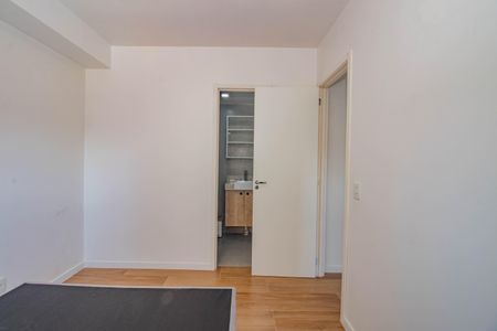 Suíte de apartamento para alugar com 2 quartos, 70m² em Farrapos, Porto Alegre