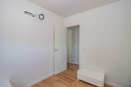 Quarto 1 de apartamento para alugar com 2 quartos, 70m² em Farrapos, Porto Alegre