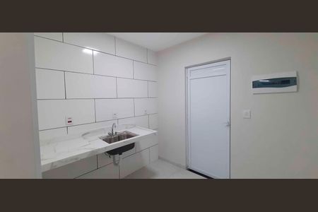 Cozinha de apartamento para alugar com 1 quarto, 25m² em Km 18, Osasco