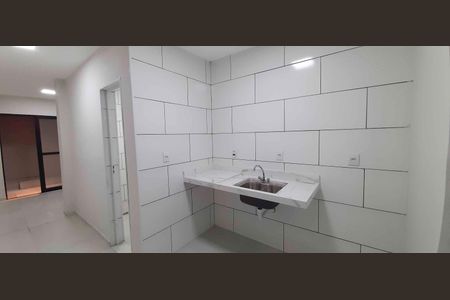 Cozinha de apartamento para alugar com 1 quarto, 25m² em Km 18, Osasco