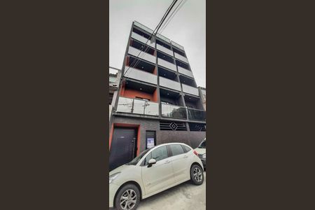 Fachada  de apartamento para alugar com 1 quarto, 25m² em Km 18, Osasco
