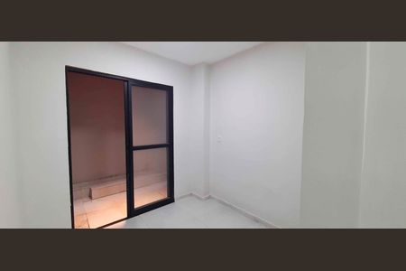 Apartamento para alugar com 1 quarto, 25m² em Km 18, Osasco
