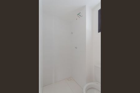 Banheiro de kitnet/studio para alugar com 1 quarto, 24m² em Ipiranga, São Paulo
