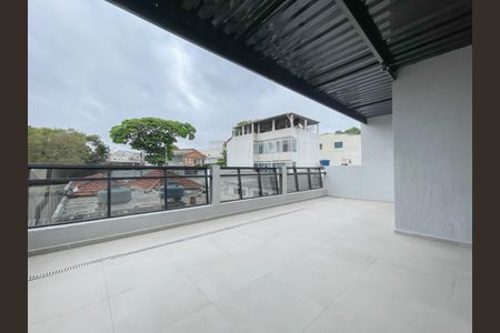 Studio para alugar com 25m², 1 quarto e sem vaga Studio para alugar com 25m², 1 quarto e sem vagaTerraço