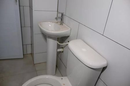 Studio para alugar com 25m², 1 quarto e sem vaga Studio para alugar com 25m², 1 quarto e sem vagaBanheiro