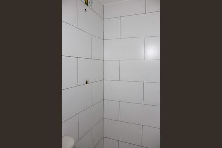 Banheiro de apartamento para alugar com 1 quarto, 25m² em Vila Quitauna, Osasco