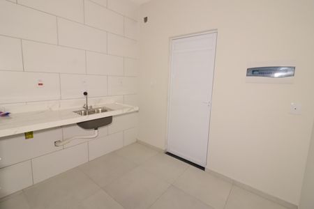 Cozinha de kitnet/studio para alugar com 1 quarto, 25m² em Vila Quitauna, Osasco