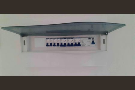 Studio para alugar com 25m², 1 quarto e sem vaga Studio para alugar com 25m², 1 quarto e sem vagaQuadro de Luz