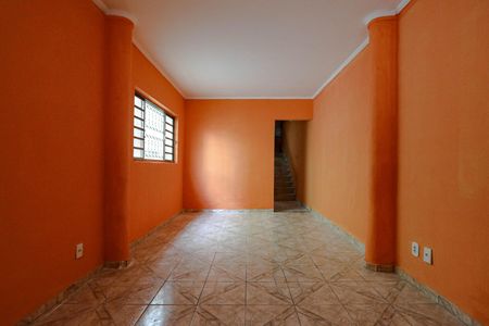 Sala de casa para alugar com 2 quartos, 157m² em Jardim Cecília, Mogi das Cruzes