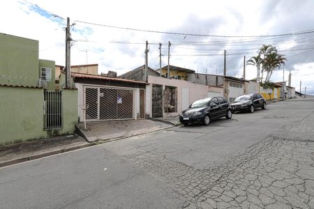 Casa para alugar com 157m², 2 quartos e 1 vaga Casa para alugar com 157m², 2 quartos e 1 vagaFachada