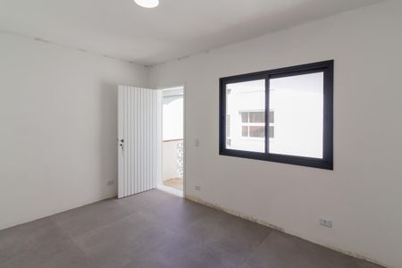 Casa à venda com 136m², 4 quartos e 2 vagas Casa à venda com 136m², 4 quartos e 2 vagasQuarto de Serviço