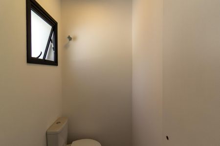 Casa à venda com 136m², 4 quartos e 2 vagas Casa à venda com 136m², 4 quartos e 2 vagasBanheiro de Serviço 1