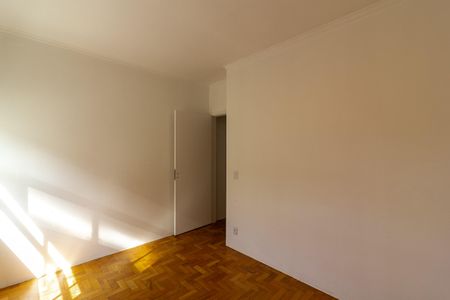 Casa à venda com 136m², 4 quartos e 2 vagas Casa à venda com 136m², 4 quartos e 2 vagasQuarto 3