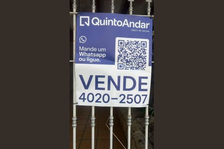 Casa à venda com 136m², 4 quartos e 2 vagas Casa à venda com 136m², 4 quartos e 2 vagasPlaca