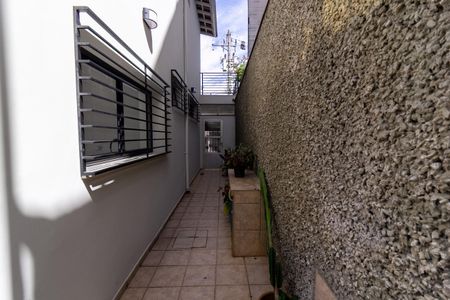 Casa à venda com 136m², 4 quartos e 2 vagas Casa à venda com 136m², 4 quartos e 2 vagasQuintal