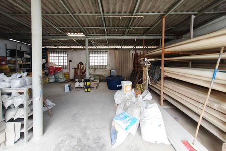 Casa à venda com 250m², 3 quartos e 2 vagasQuintal - Garagem