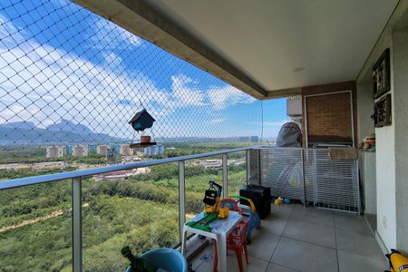 Apartamento à venda com 82m², 2 quartos e 2 vagasVaranda