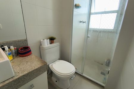 Apartamento à venda com 82m², 2 quartos e 2 vagasBanheiro da Suíte 2