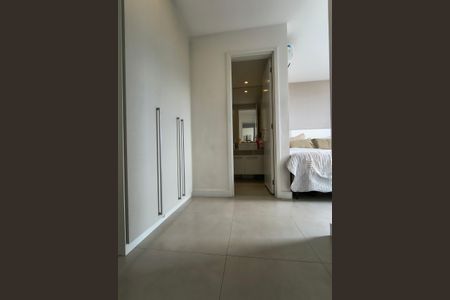 Apartamento à venda com 82m², 2 quartos e 2 vagasQuarto 1 - Suíte 