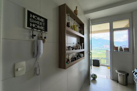 Apartamento à venda com 82m², 2 quartos e 2 vagasCozinha - Armários