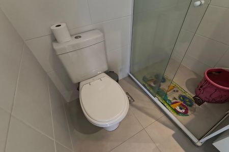 Apartamento à venda com 82m², 2 quartos e 2 vagasBanheiro da Suíte 1