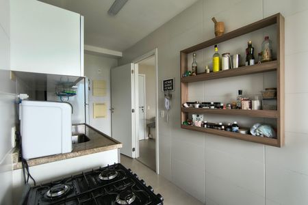 Apartamento à venda com 82m², 2 quartos e 2 vagasCozinha - Armários