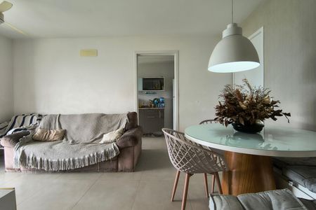 Apartamento à venda com 82m², 2 quartos e 2 vagasSala