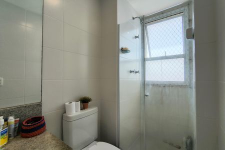 Apartamento à venda com 82m², 2 quartos e 2 vagasBanheiro da Suíte 2