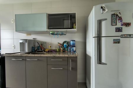 Apartamento à venda com 82m², 2 quartos e 2 vagasCozinha - Armários