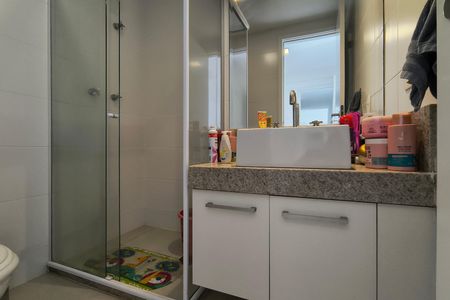 Apartamento à venda com 82m², 2 quartos e 2 vagasBanheiro da Suíte 1