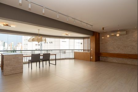 Apartamento à venda com 136m², 3 quartos e 2 vagasSala