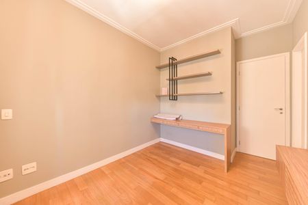 Apartamento à venda com 136m², 3 quartos e 2 vagasSuíte 2