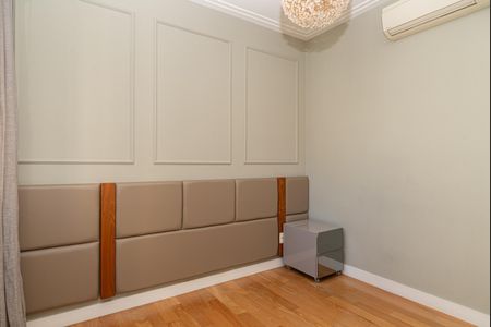 Apartamento à venda com 136m², 3 quartos e 2 vagasSuíte 1
