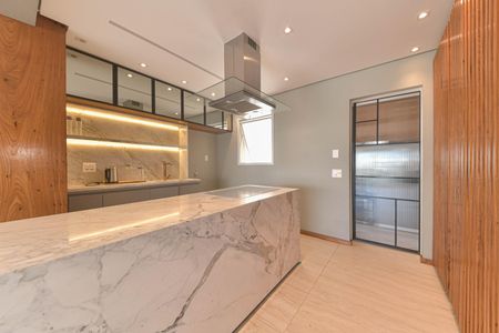 Apartamento à venda com 136m², 3 quartos e 2 vagasCozinha