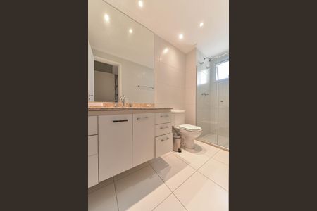 Apartamento à venda com 136m², 3 quartos e 2 vagasBanheiro da Suíte 2