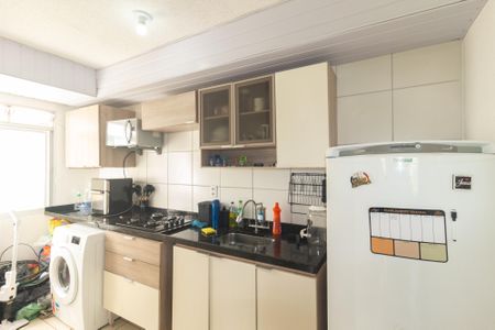 Apartamento para alugar com 46m², 2 quartos e 1 vaga Apartamento para alugar com 46m², 2 quartos e 1 vagaCozinha e Área de Serviço
