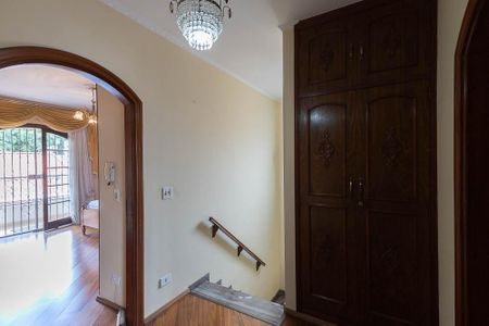 Casa à venda com 280m², 4 quartos e 8 vagasHall