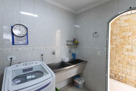 Casa à venda com 280m², 4 quartos e 8 vagasÁrea de Serviço