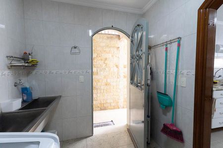 Casa à venda com 280m², 4 quartos e 8 vagasÁrea de Serviço