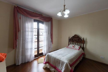 Casa à venda com 280m², 4 quartos e 8 vagasQuarto 2