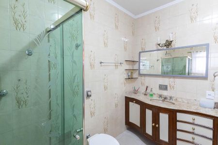 Casa à venda com 280m², 4 quartos e 8 vagasBanheiro da Suíte