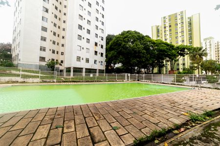 Apartamento à venda com 50m², 1 quarto e 1 vaga Apartamento à venda com 50m², 1 quarto e 1 vagaÁrea comum - Piscina