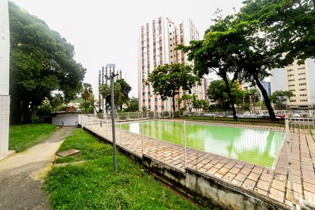 Apartamento à venda com 50m², 1 quarto e 1 vaga Apartamento à venda com 50m², 1 quarto e 1 vagaÁrea comum - Piscina